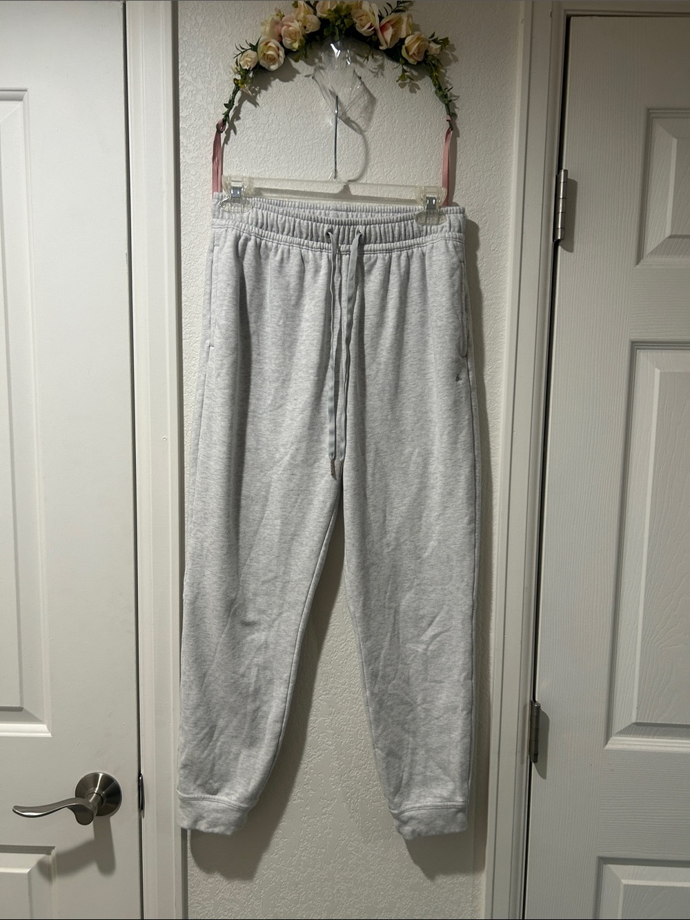Travis Mathew Cloud Fleece Jogger - Picture 4 of 7
